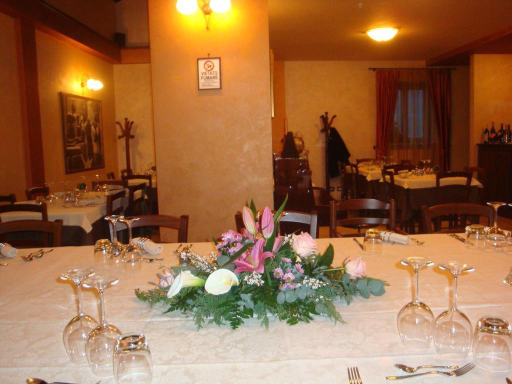 Affittacamere Al Cantoun Chiomonte Habitación foto